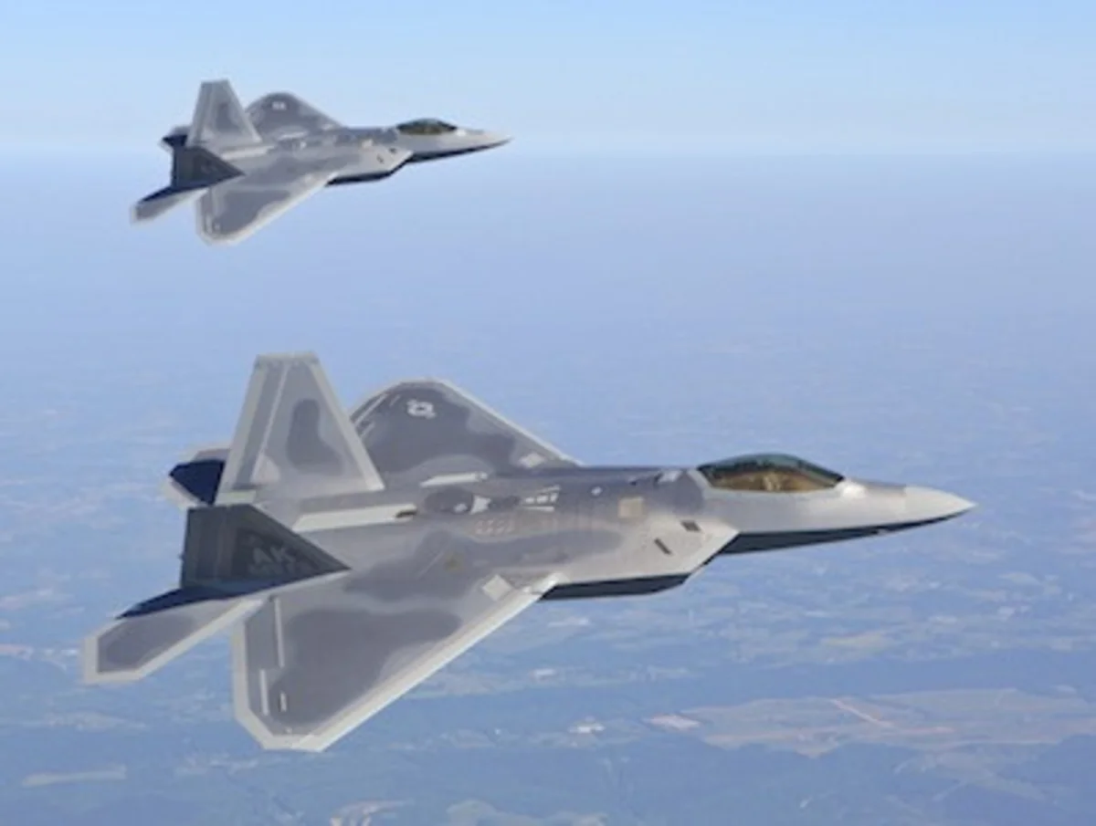 ​Canadian Air Force begins Iraqi combat mission