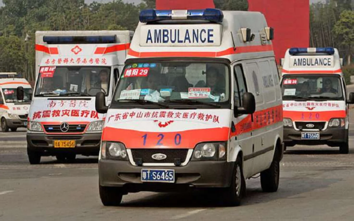 Шесть человек погибли и более 40 пострадали в ДТП с автобусом в Китае