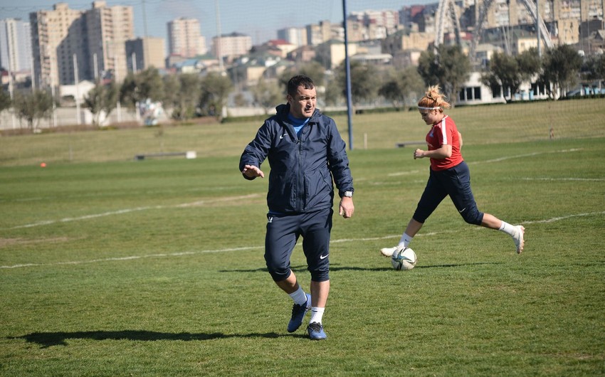 Həbib Ağayev: Azərbaycanın qadın futbolunda seleksiya ilə bağlı böyük problemlər var