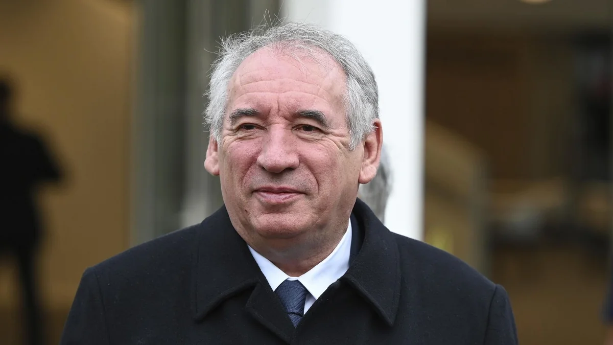 Far-left MPs want to announce vote of no confidence in new French government