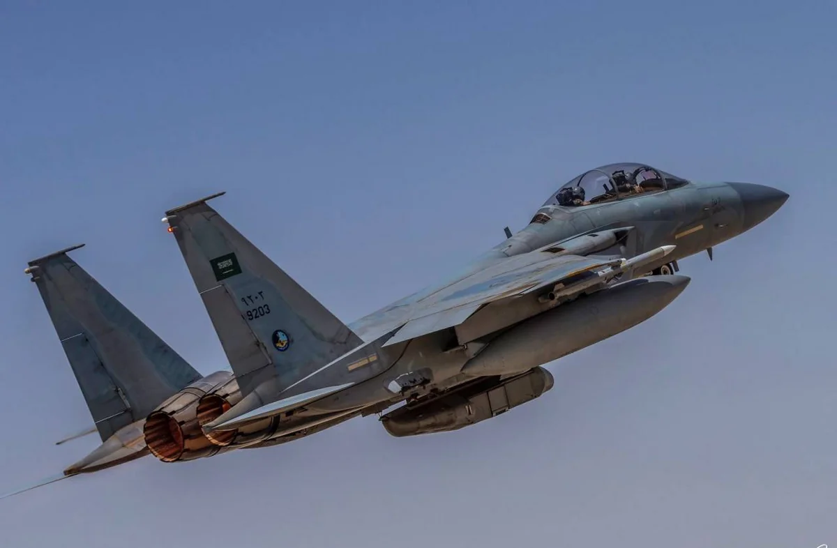 Saudi F-15 fighter jet crashes, kills all crew members