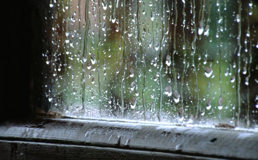 Lightning, torrential rain and hail expected tomorrow