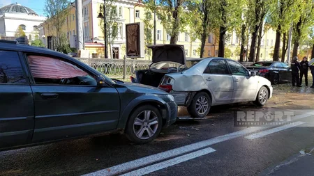 Kyiv after Russian missile attack – PHOTO REPORTAGE 