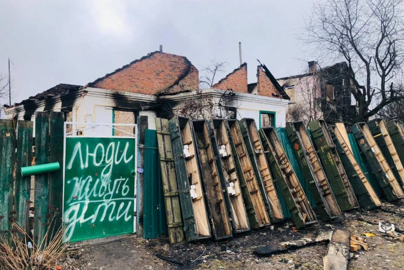 Ukraynanın Makarov qəsəbəsində 132 sakinin güllələnmiş meyiti tapılıb