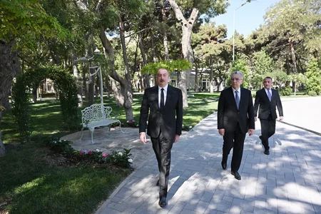 Prezident İlham Əliyev Bakıda əsaslı şəkildə yenidən qurulan Nərimanov parkının açılışında iştirak edib - YENİLƏNİB