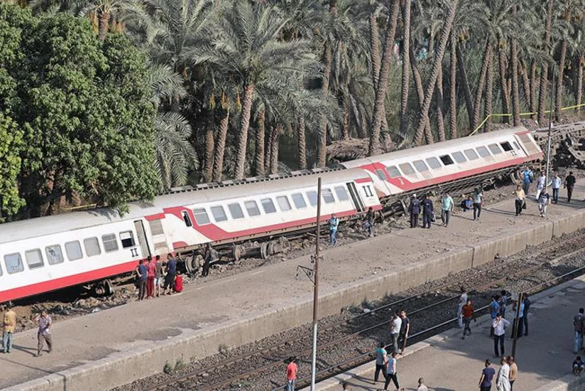 Misirdə qatar relsdən çıxıb, xəsarət alanlar var