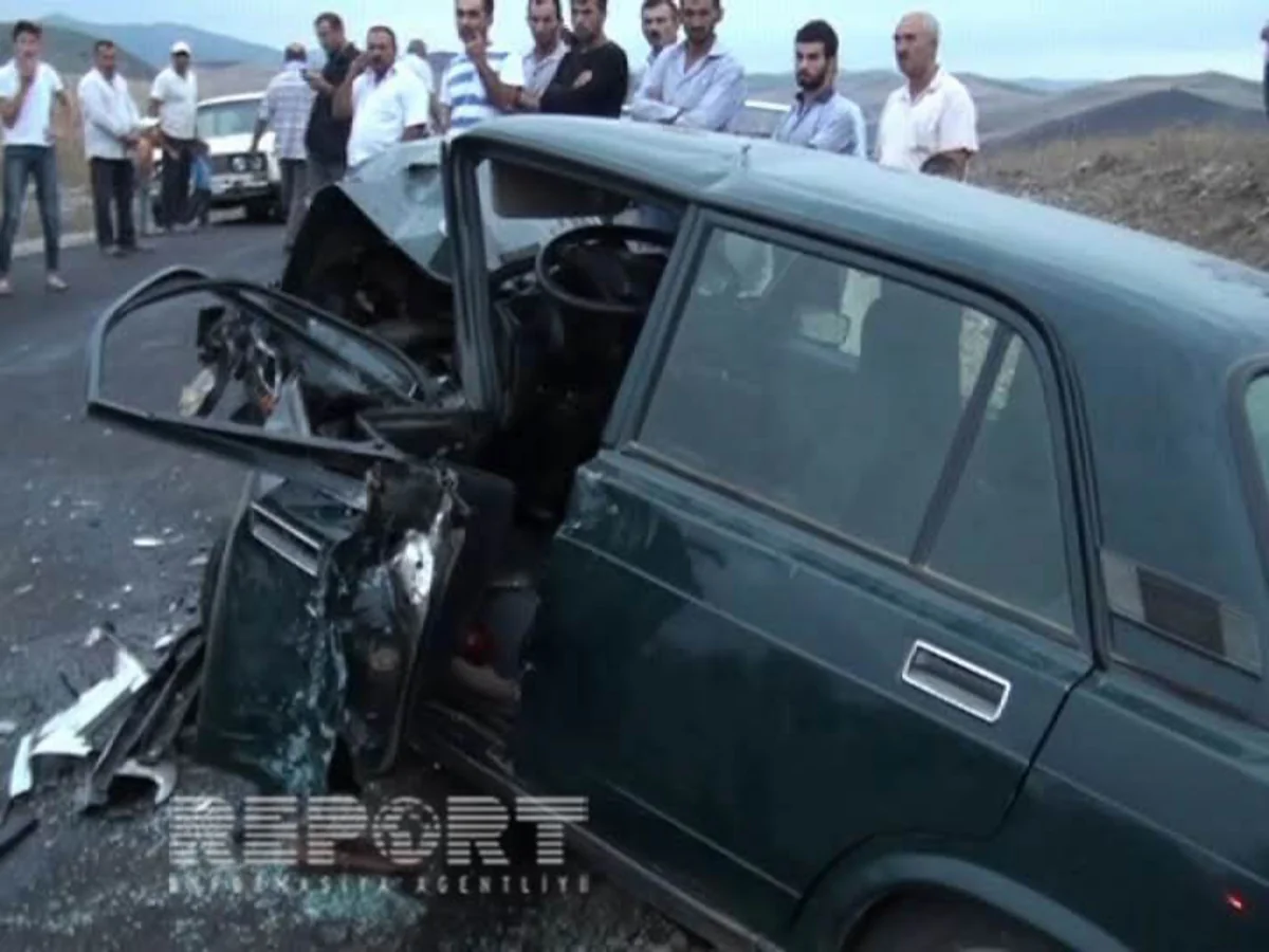 ​Cəlilabadda ağır yol qəzası: 2 ölü, 2 yaralı - FOTO