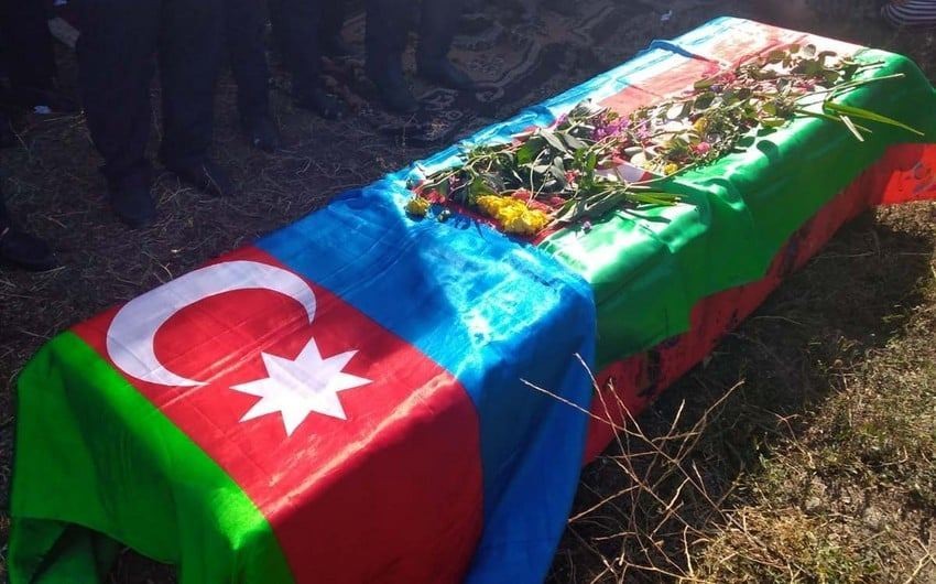 Şəhid əsgər dəfn olunub - YENİLƏNİB