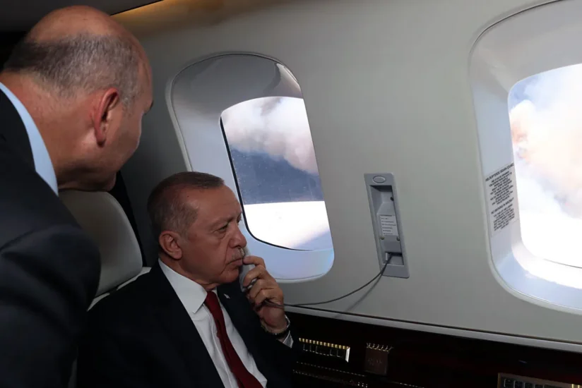 Türkiyədə meşə yanğınının sahəsi genişlənib, Ərdoğan əraziyə gedib