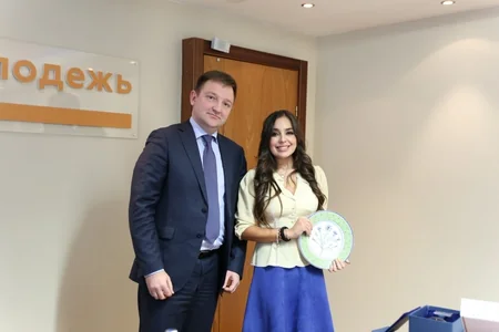 Heydər Əliyev Fondunun vitse-prezidenti Leyla Əliyeva Moskvada ikitərəfli görüşlər keçirib - FOTO