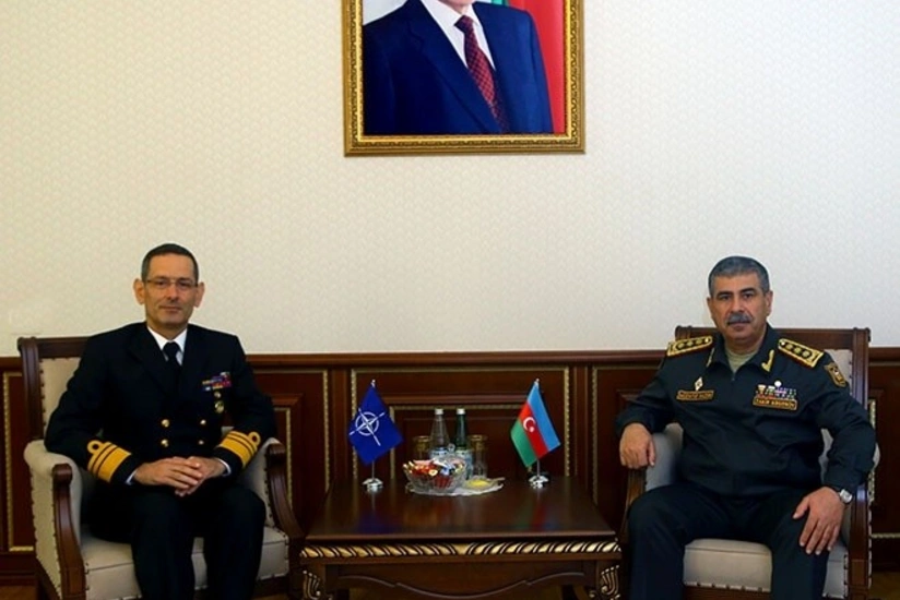 Министр обороны Азербайджана встретился с главой Управления по Партнерству НАТО/SHAPE