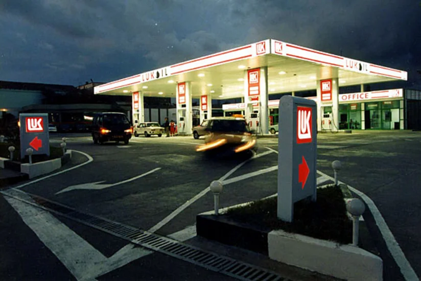 ​Lukoyl benzinin qiymətini qaldırıb