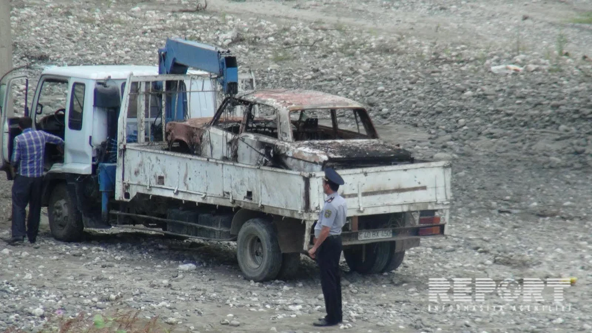 Qubada minik maşınında kişi və qadın yanaraq ölüb - FOTO - VİDEO - YENİLƏNİB-2