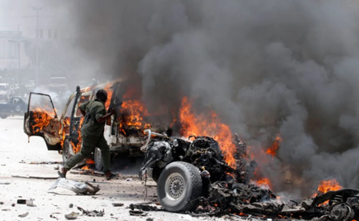 Somalidə terror aktı nəticəsində 10-dan çox insan həlak olub