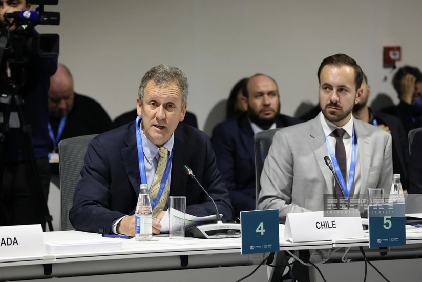 Çilinin nəqliyyat naziri: Qlobal karbon emissiyalarının 23 %-i nəqliyyatın payına düşür