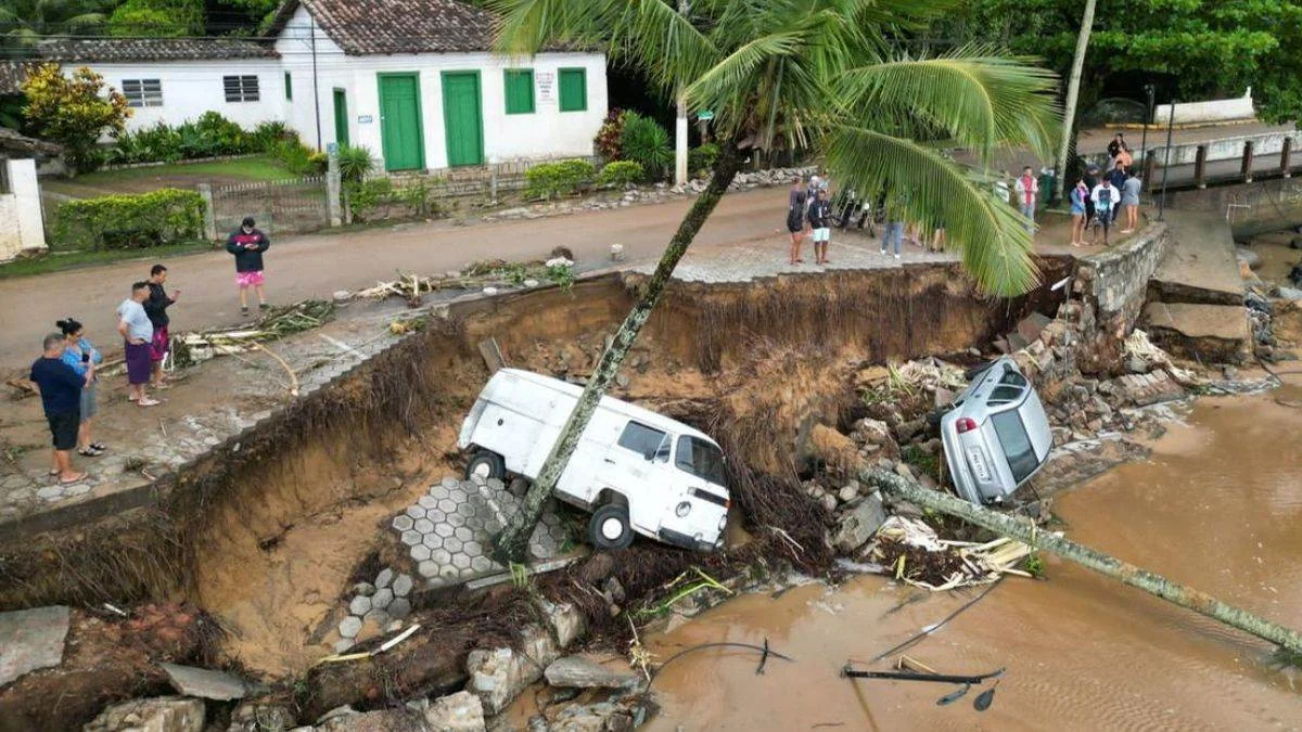 Braziliyada güclü yağışlar nəticəsində ölənlərin sayı 44 nəfərə çatıb