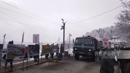 Bu gün Xankəndi-Laçın yolunda sülhməramlıların 43 avtomobili maneəsiz keçib - VİDEO - YENİLƏNİB-7