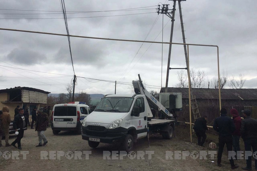 Oğuzda gənc oğlanı elektrik cərəyanı vuraraq öldürüb
