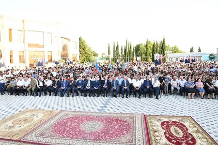 Ağdamda Heydər Əliyevin hakimiyyətə gəlişinin 50-ci ildönümü münasibətilə konsert keçirilib - FOTO