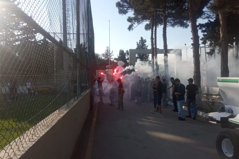 Qarabağın Ferentsvaroşla oyun öncəsi son məşqini azarkeşlər də izləyib