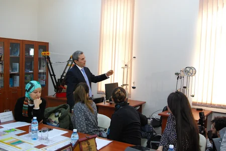 Azərbaycan alimləri neftçıxarma sənayesində istifadə üçün yeni qurğu hazırlayıblar