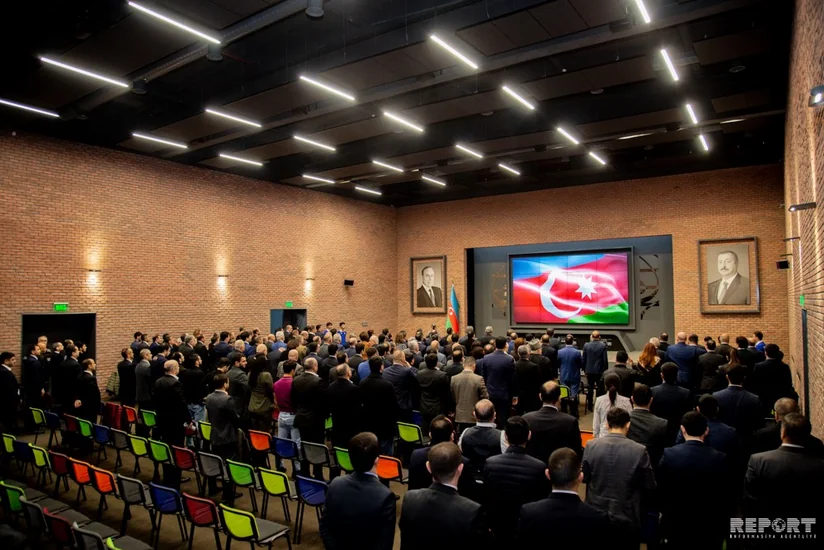 Federasiya prezidentinə əməkdar məşqçi adı verildi - FOTO