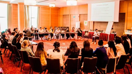 Bakıda ibtidai sinif müəllimlərinə sertifikatlar verilib