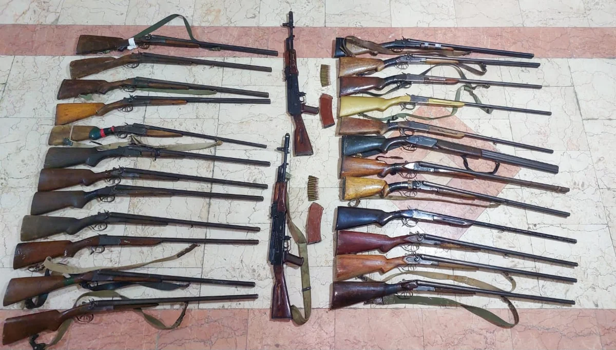 Lənkəranda fabrikin həyətindən silah-sursat tapılıb