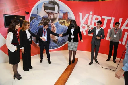 Bakcellin BakuTel 2016 stendində texnologiya, əyləncə və idman nümayiş olunur