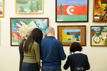 Vətənin müdafiəsinə hazıram! mövzusunda sərgi keçirilib