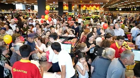 “Megastore” supermarket 5 000 kvadratmetrlik  filialla Qubada