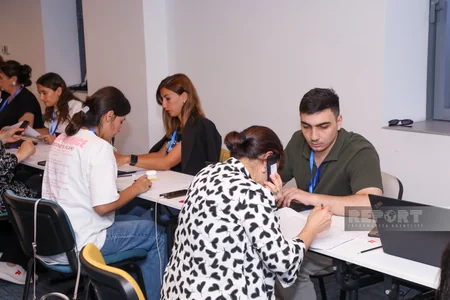 Italy's SWG S.P.A: Citizens actively participating in exit poll, 10,000 questionnaires already collected