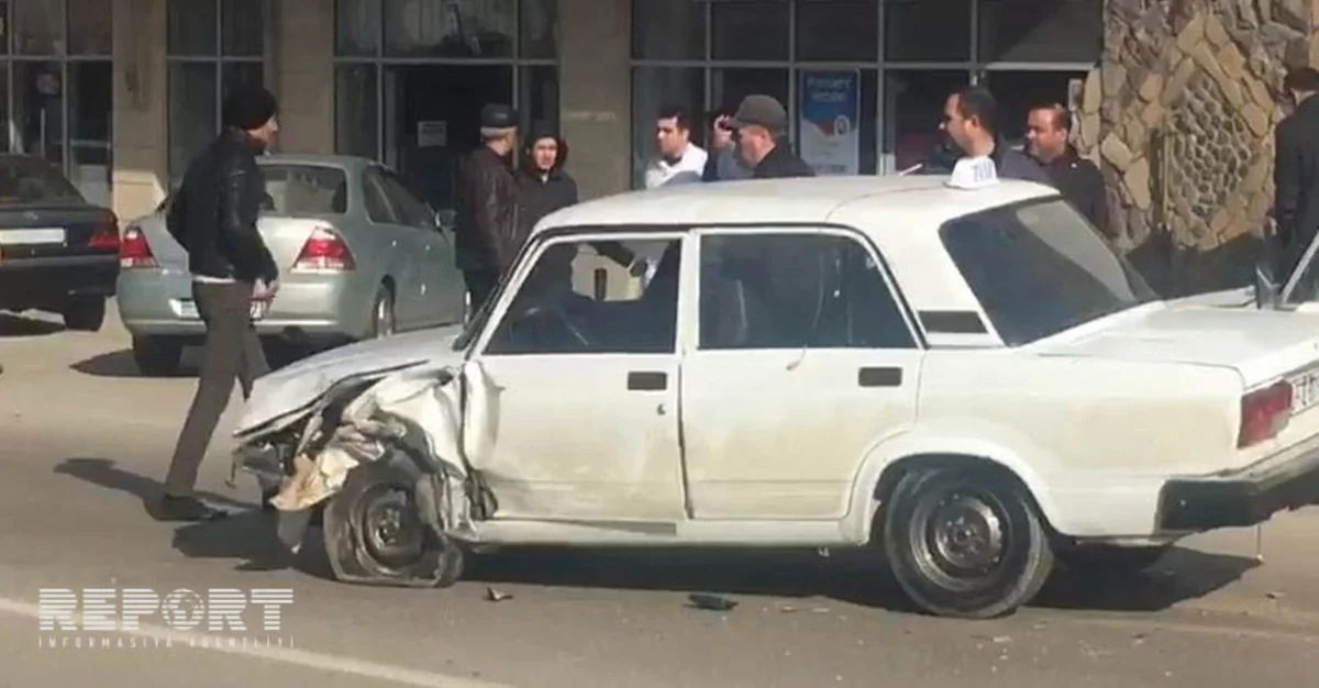 Abşeronda yol qəzası baş verib, yaralananlar var - FOTO - VİDEO - YENİLƏNİB