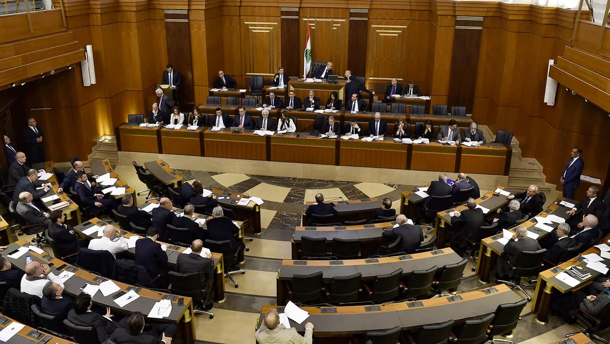 Парламент Ливана в седьмой раз не смог выбрать президента