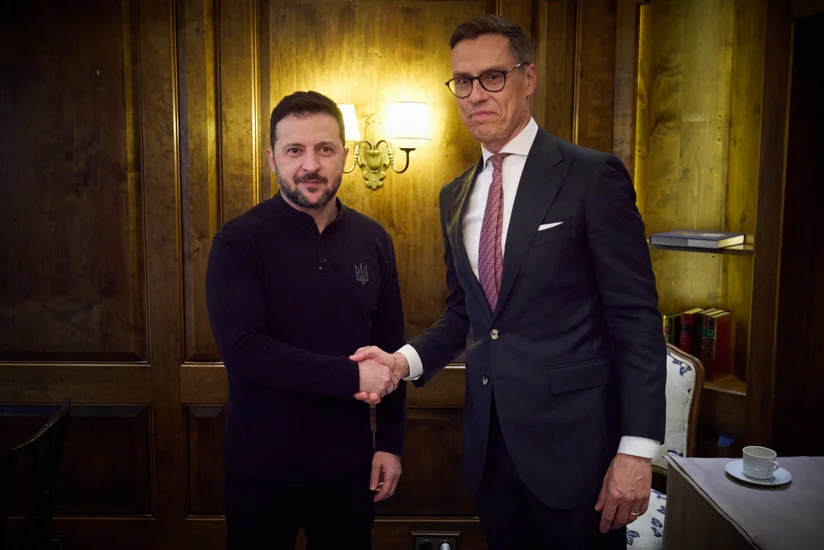 Zelenski Stubb ilə Rusiyaya qarşı sanksiyaların gücləndirilməsini və Ukraynaya yardımı müzakirə edib