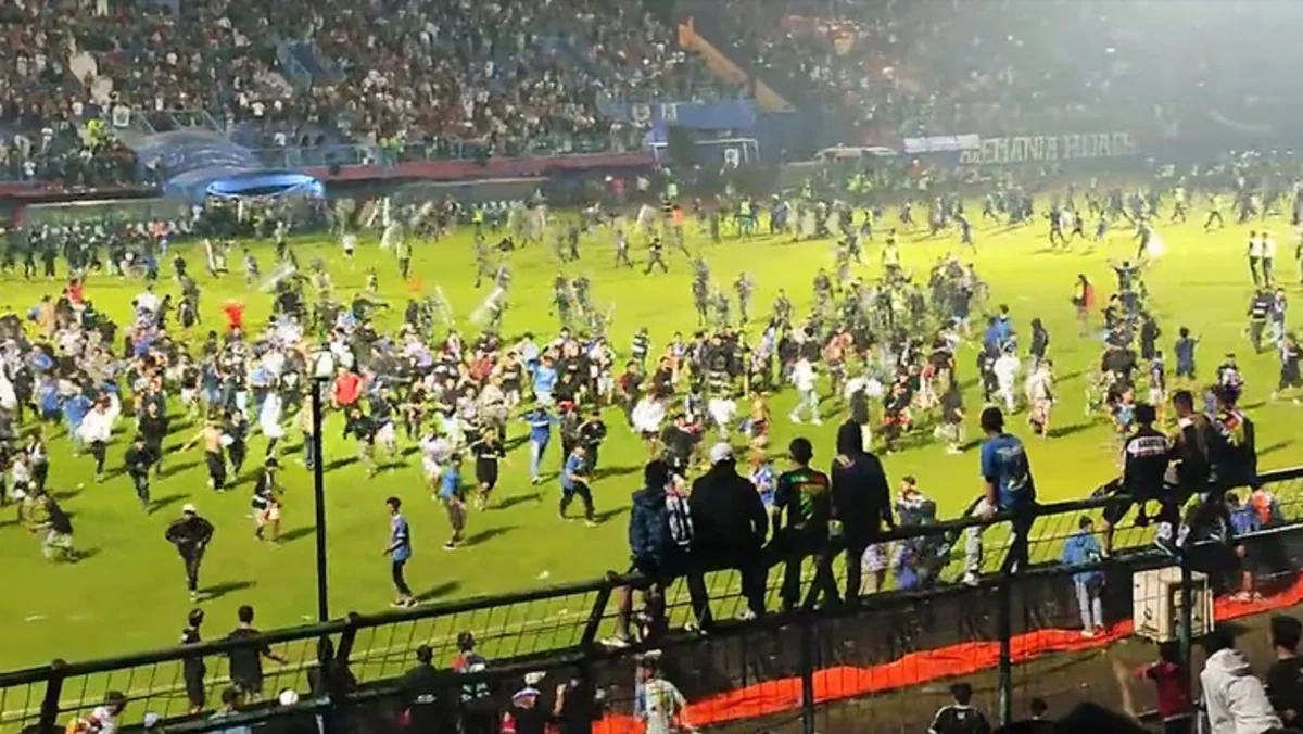 Futbolda kütləvi ölümə görə iki nəfər həbs olunub