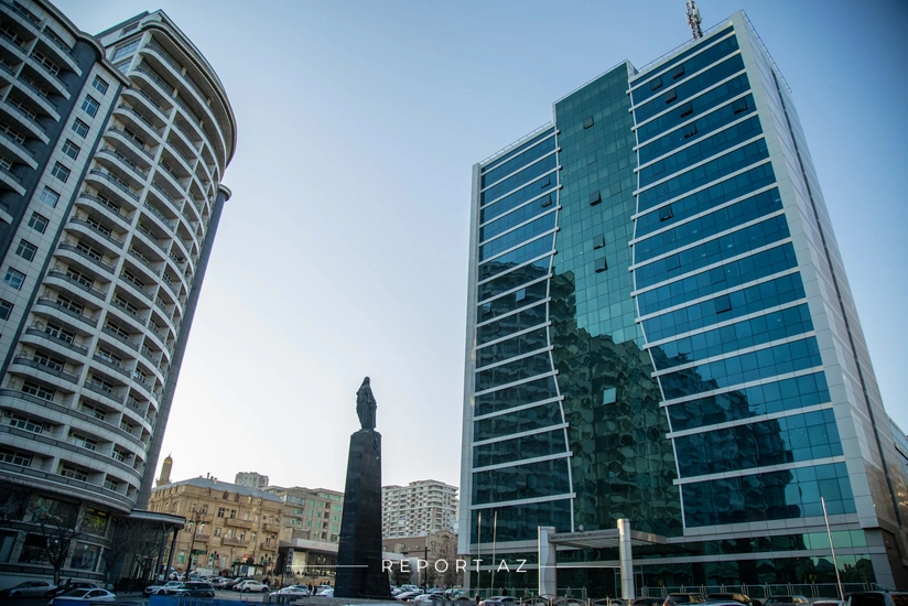 Ministry holds meeting with Azerbaijani citizens evacuated from Russia