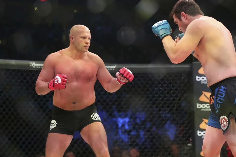 Федор Емельяненко победил американца Соннена в 1/2 финала Гран-при Bellator - ВИДЕО