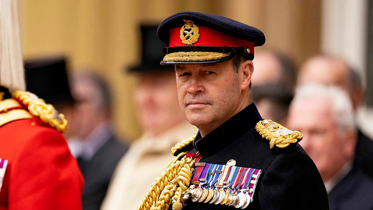 British public should be ready to fight Putin, UK army chief says
