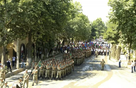 Azərbaycanın hərbi hissələrində bayram tədbirləri keçirilir