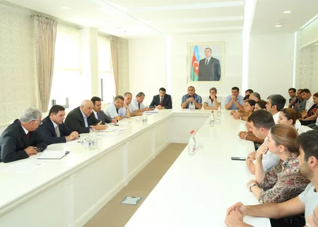 Binəqədidə yanan binanın sakinlərinə məişət əşyalarının verilməyəcəyi açıqlanıb