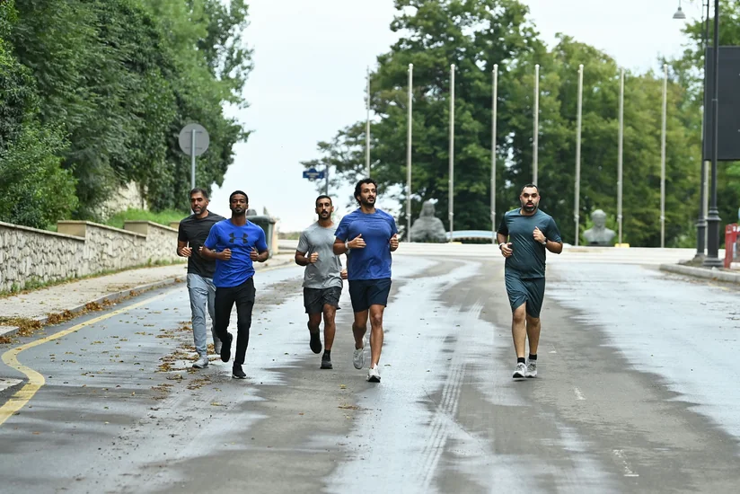 BƏƏ-nin iqtisadiyyat naziri Cıdır düzünə yürüş edib
