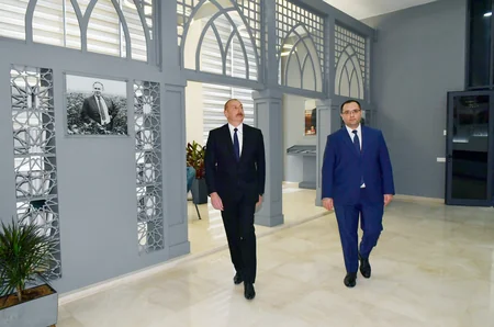 Prezident İlham Əliyev Kənd Təsərrüfatı Nazirliyinin Bakıda yeni inzibati binasının açılışında iştirak edib