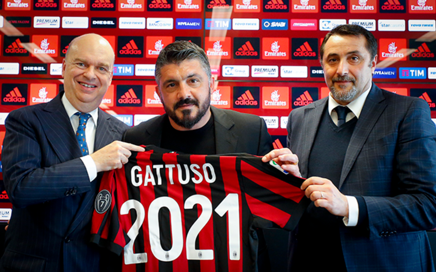 Milan klubu baş məşqçi ilə müqavilənin müddətini uzadıb