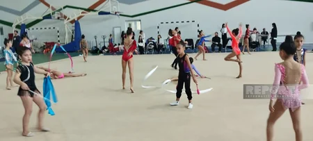Qubada bədii gimnastika üzrə 28-ci Azərbaycan birinciliyinin açılış mərasimi keçirilib