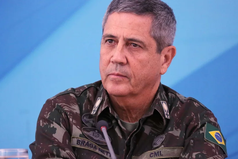 Экс-министр обороны Бразилии арестован за попытку госпереворота