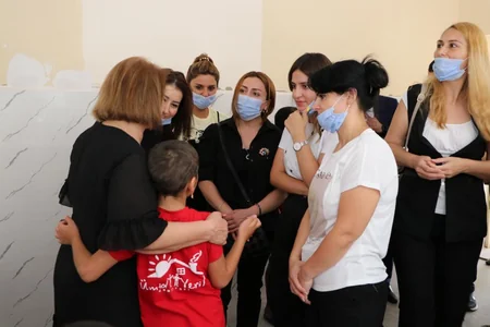 AGİN-in yaranmasının ildönümü münasibətilə Heydər Əliyevin məzarı ziyarət olunub