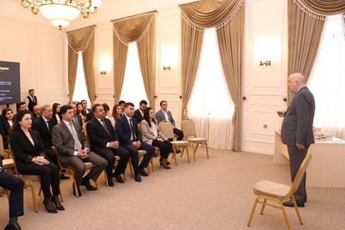 Xalq yazıçısı Çingiz Abdullayevlə prokurorluq əməkdaşları arasında görüş keçirilib