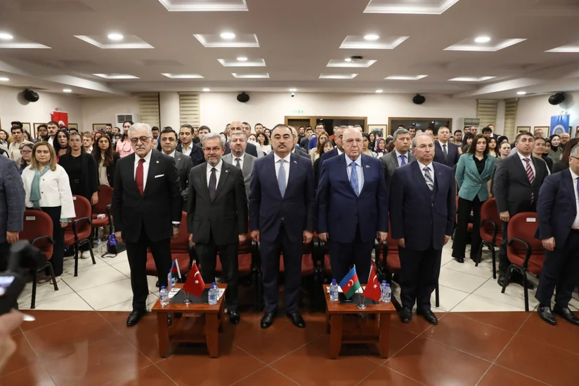 Türkiyədə Ümummilli Lider Heydər Əliyevin xatirəsi anılıb