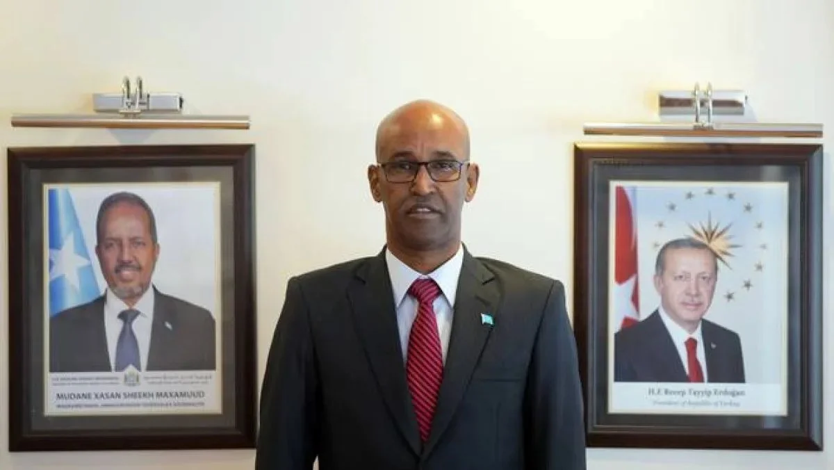 İqamətgahı Ankarada olan Somalinin Azərbaycandakı səfiri əməkdaşlıq məsələlərini müzakirə üçün Bakıya səfər edib